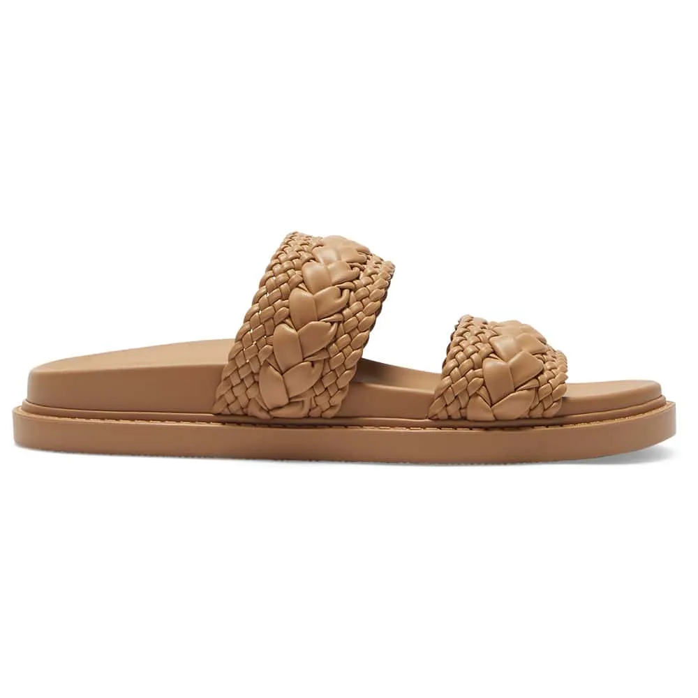 Aloha Flat in Camel Smooth