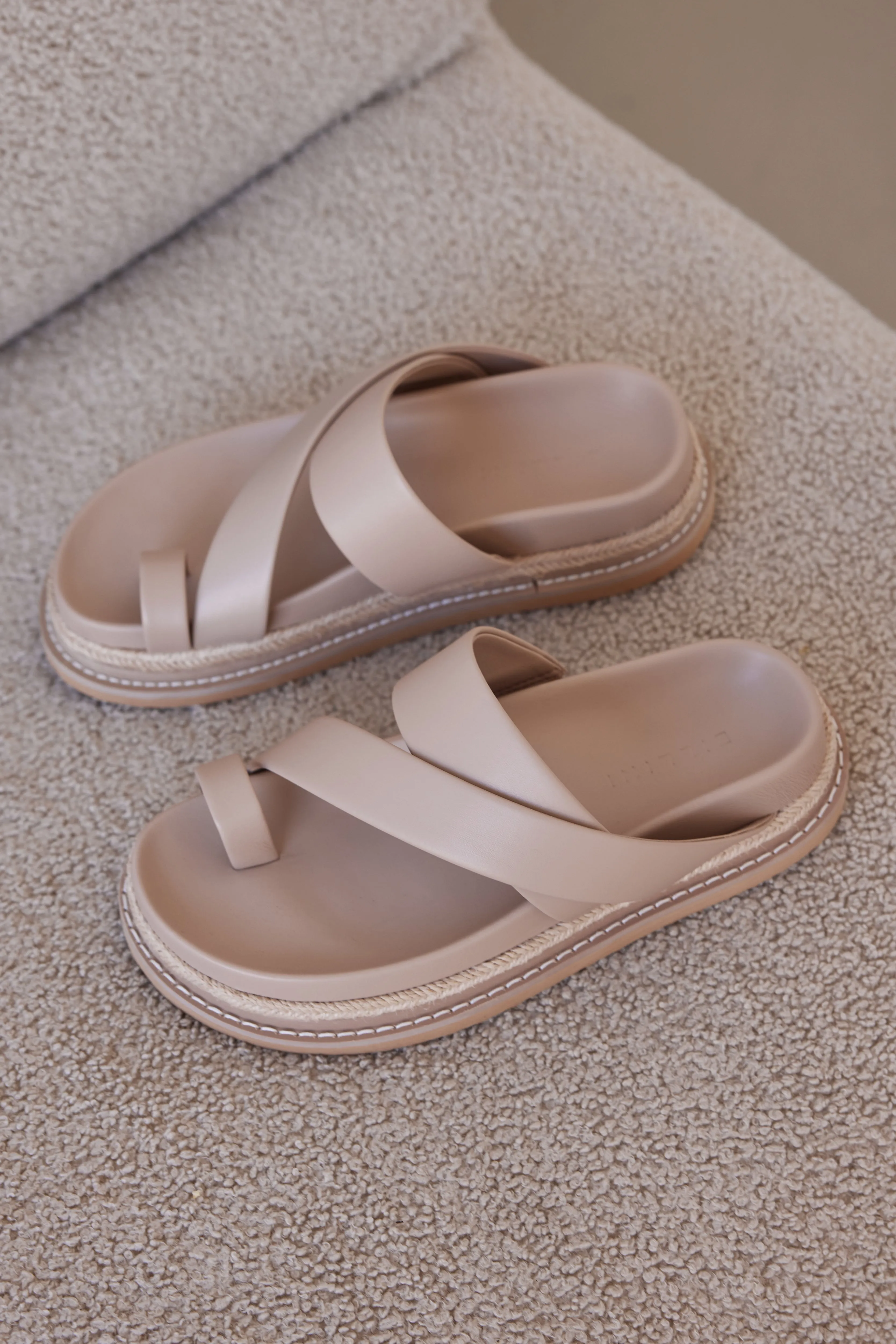 Armas Sandals (Sand)