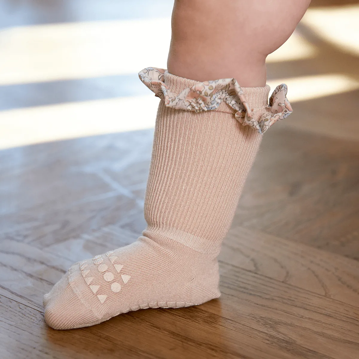 Non-Slip Grip Socks - Bamboo / Liberty - Soft Pink