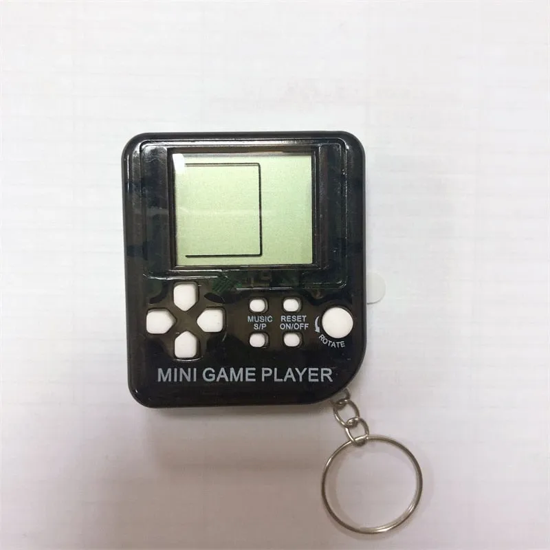 Pocket Mini Classic Game Machine Keychain Children's Handheld Retro Nostalgic Game Console With Keyring Video Game 26 Games Gift