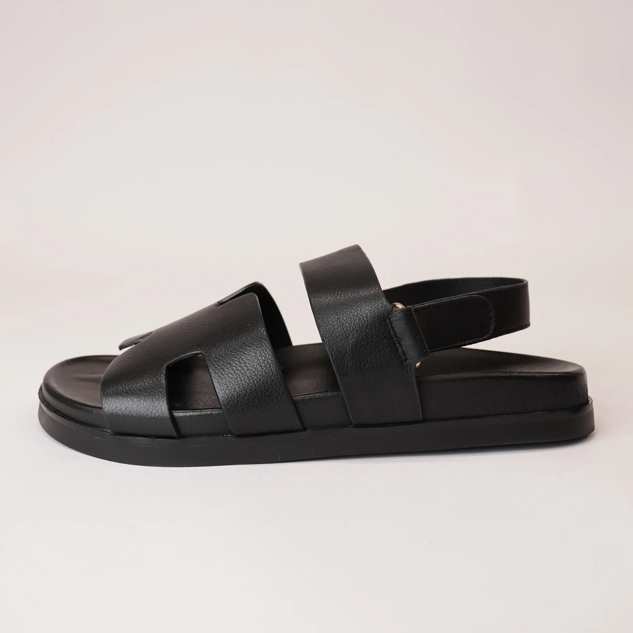 Reefa Black Leather Sandals