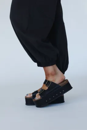 Shoreline Platform Sandals - Black