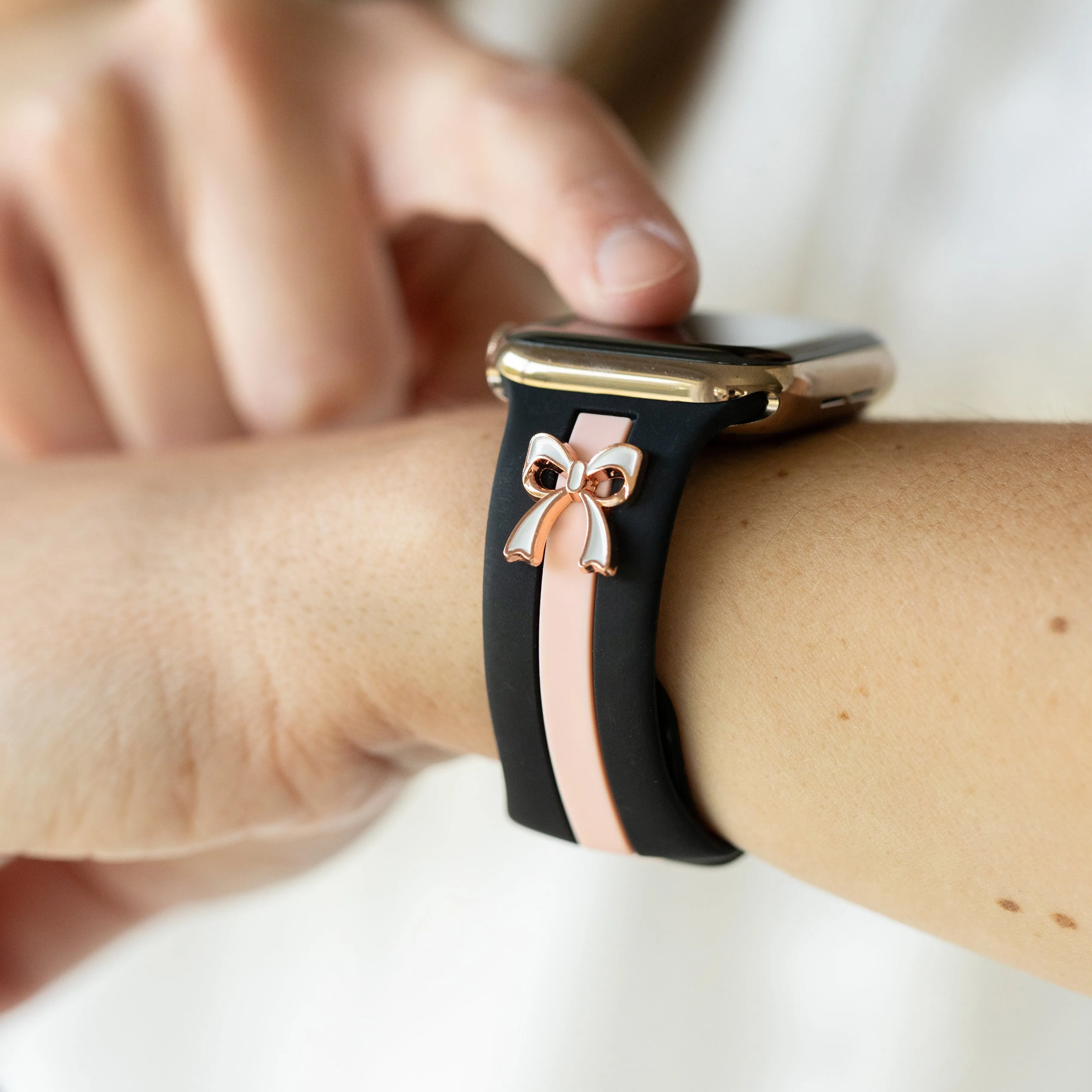 The It Girl Midnight Black & Pink Smart Watch Band