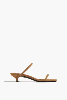 The Minimalist Sandal in Caramel