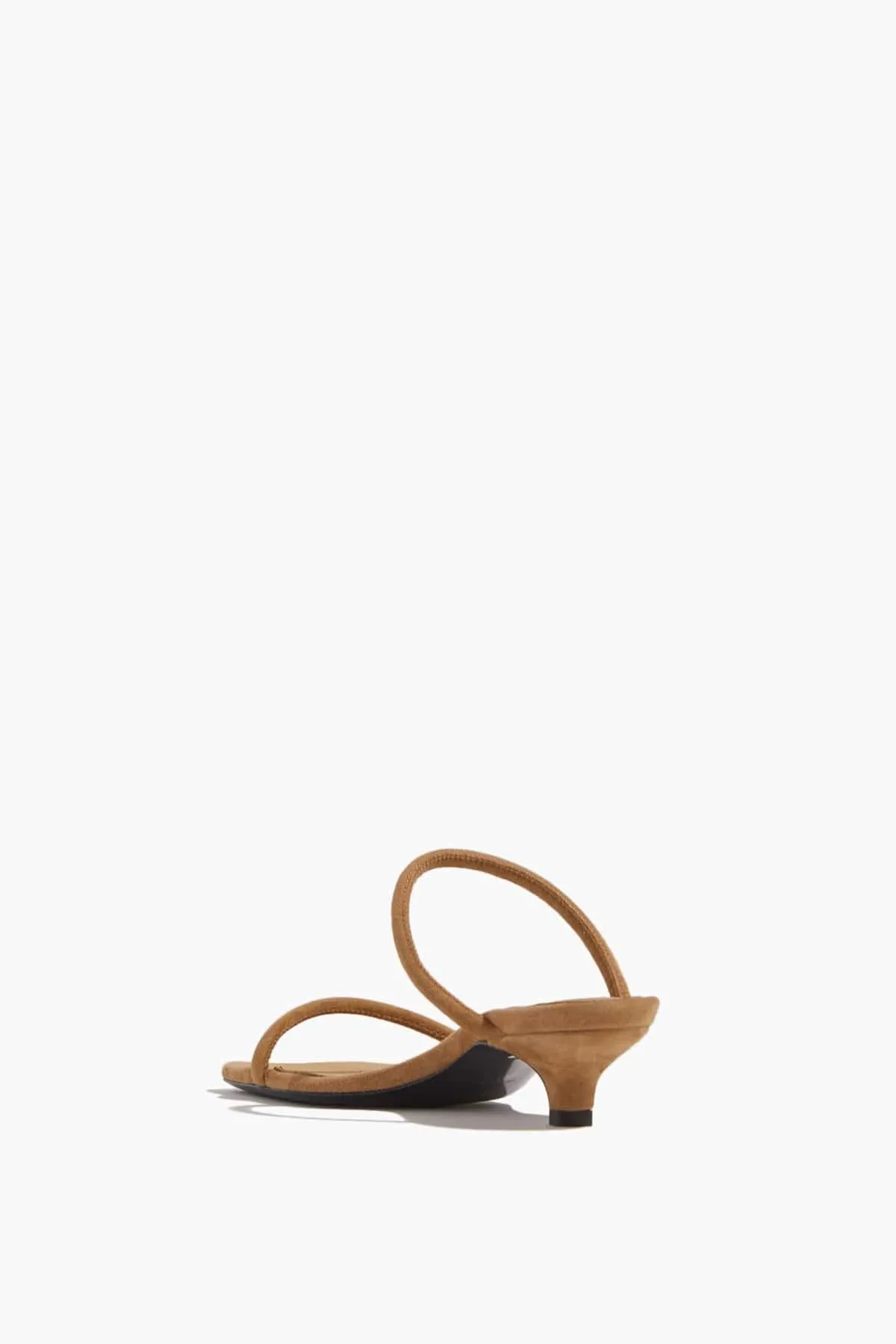 The Minimalist Sandal in Caramel