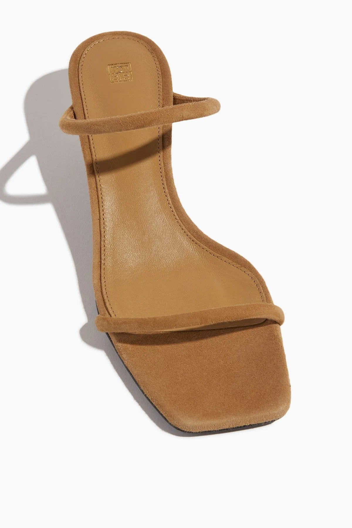 The Minimalist Sandal in Caramel